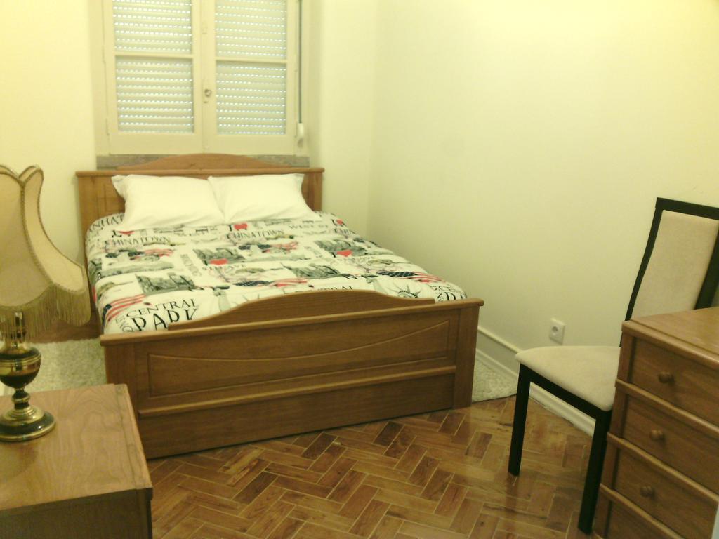 Voyage Guest House Lisboa Quarto foto